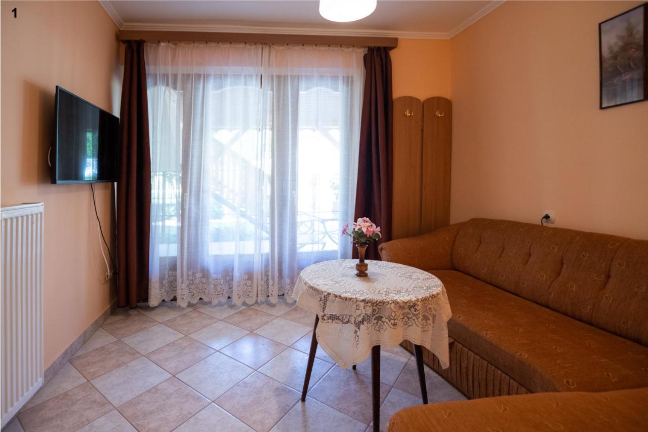 Akacfa 13 Apartman زلاكاروس المظهر الخارجي الصورة